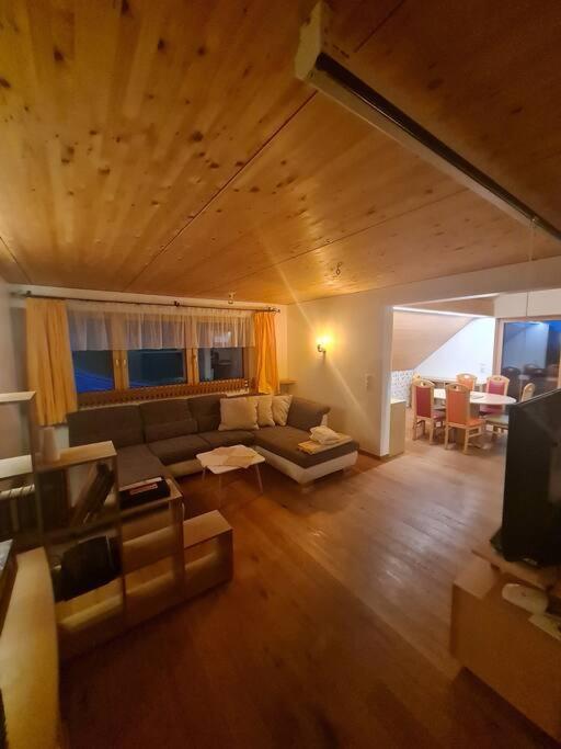 Grosszuegige Ferienwohnung Am Skigebiet Boedele Mit Rheintalblick Dornbirn Esterno foto