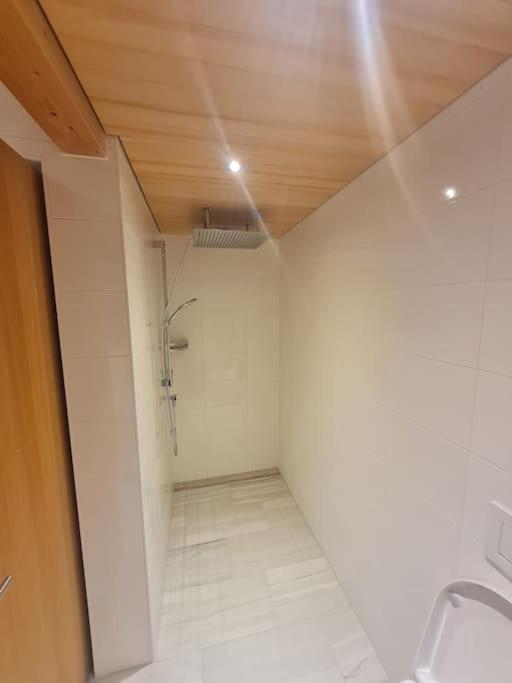 Grosszuegige Ferienwohnung Am Skigebiet Boedele Mit Rheintalblick Dornbirn Esterno foto