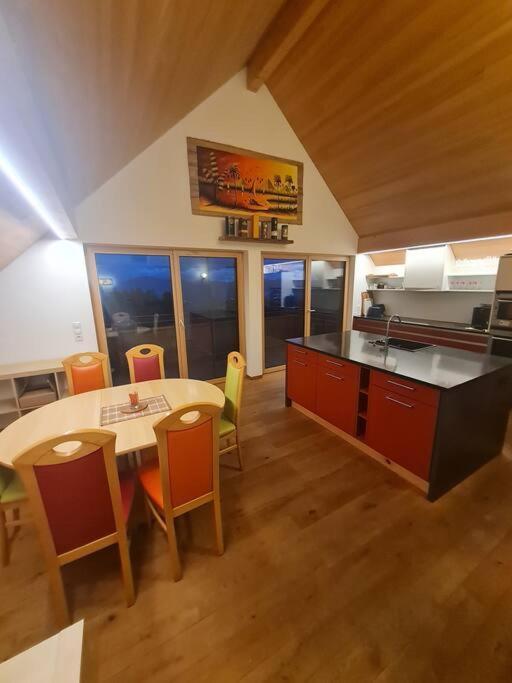 Grosszuegige Ferienwohnung Am Skigebiet Boedele Mit Rheintalblick Dornbirn Esterno foto